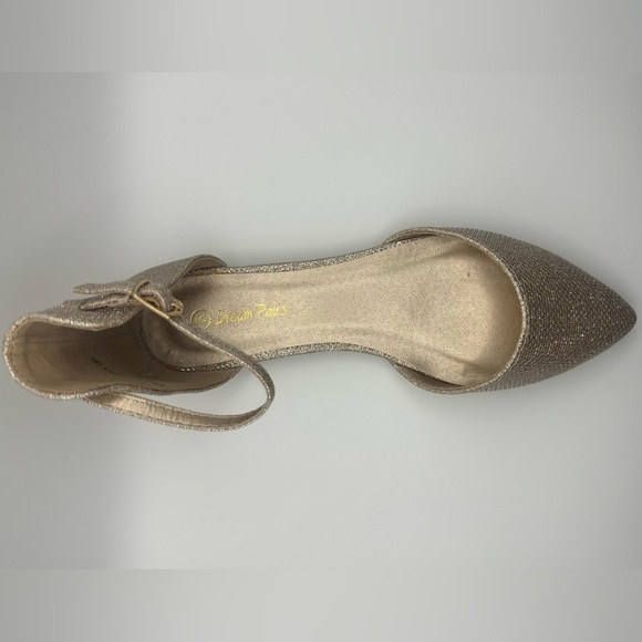 *NWT* DREAM PAIRS Gold Glitter D'Orsay Pointed Ballet Flats w/ Ankle Strap - Picture 3 of 6